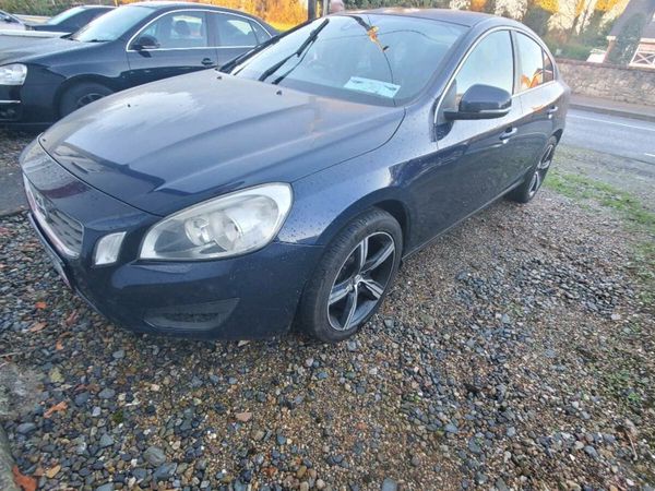 Volvo S60 Saloon, Diesel, 2013, Blue