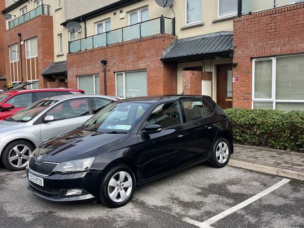 Skoda Fabia Hatchback, Petrol, 2017, Black