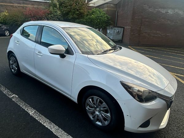 Mazda Demio MPV, Petrol, 2016, White