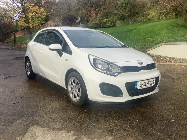 Kia Rio Hatchback, Petrol, 2014, White