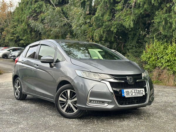 Honda Fit Hatchback, Petrol Hybrid, 2019, Grey