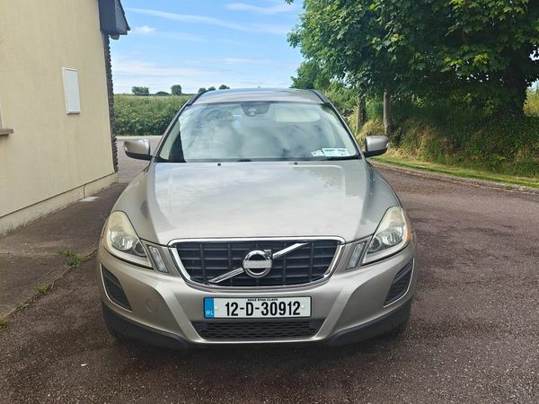 Volvo XC60 SUV, Diesel, 2012, Green