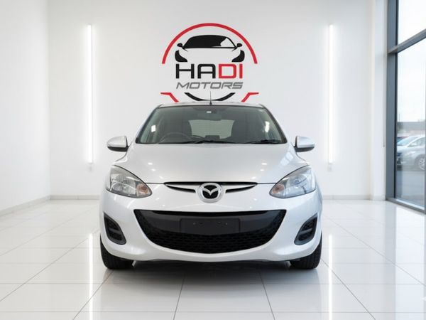 Mazda Demio Hatchback, Petrol, 2012, Silver