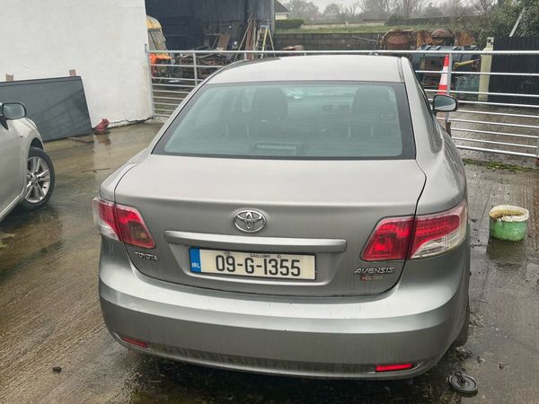 Toyota Avensis Saloon, Diesel, 2009, Grey
