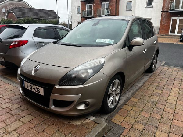 Renault Scenic MPV, Diesel, 2011, Gold