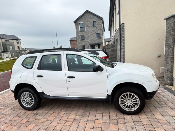 Dacia Duster SUV, Diesel, 2013, White