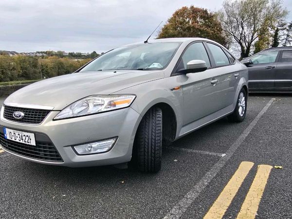 Ford Mondeo Hatchback, Diesel, 2010, Gold