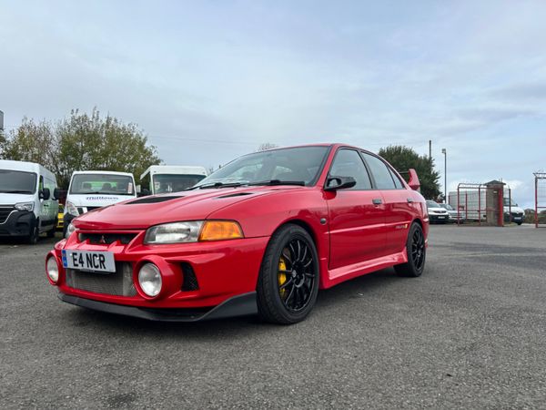 Mitsubishi Lancer Saloon, Petrol, 1996, Red