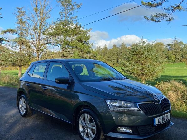 Skoda Fabia Hatchback, Petrol, 2019, Grey