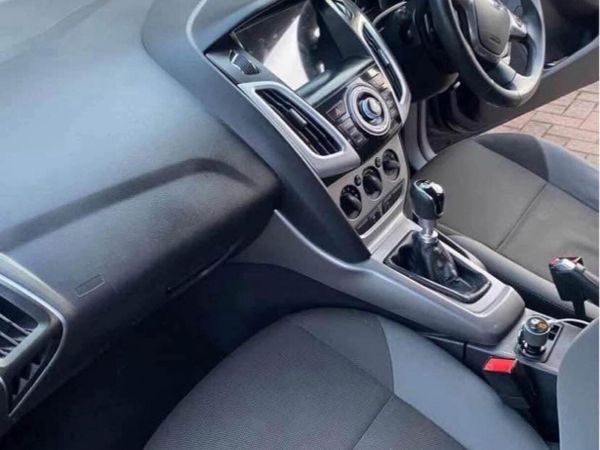 Ford Focus Hatchback, Diesel, 2013, Blue