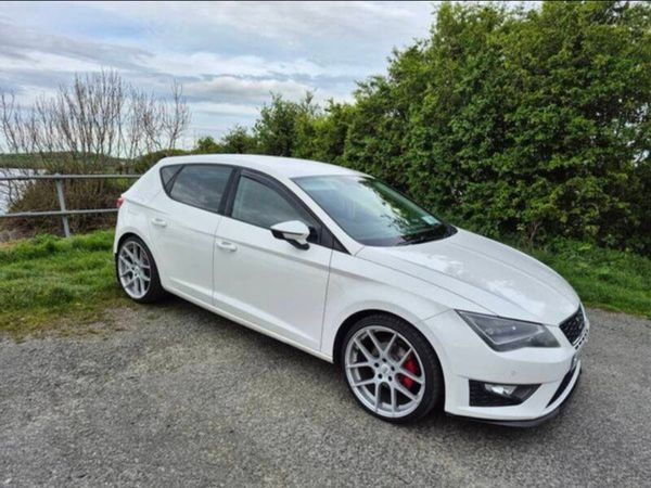 SEAT Leon Hatchback, Diesel, 2014, White