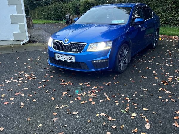 Skoda Octavia Saloon, Diesel, 2016, Blue