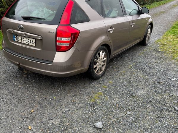 Kia Ceed Estate, Diesel, 2008, Beige