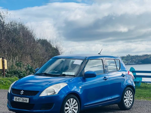Suzuki Swift Hatchback, Petrol, 2010, Blue