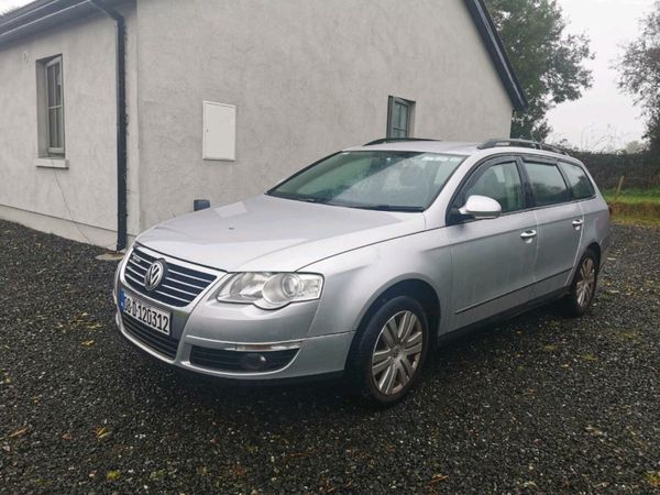 Volkswagen Passat Estate, Diesel, 2008, Silver