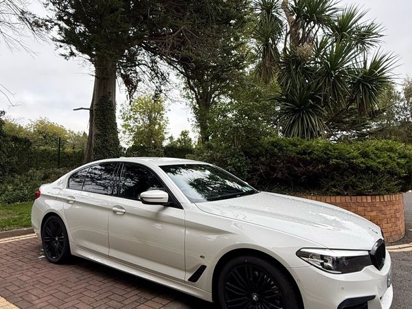 BMW 5-Series Saloon, Petrol Plug-in Hybrid, 2019, White
