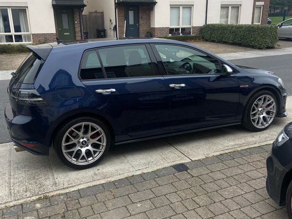Volkswagen Golf Hatchback, Petrol, 2014, Blue