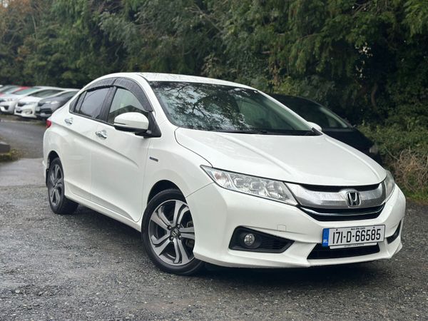 Honda Grace Saloon, Petrol Hybrid, 2017, White