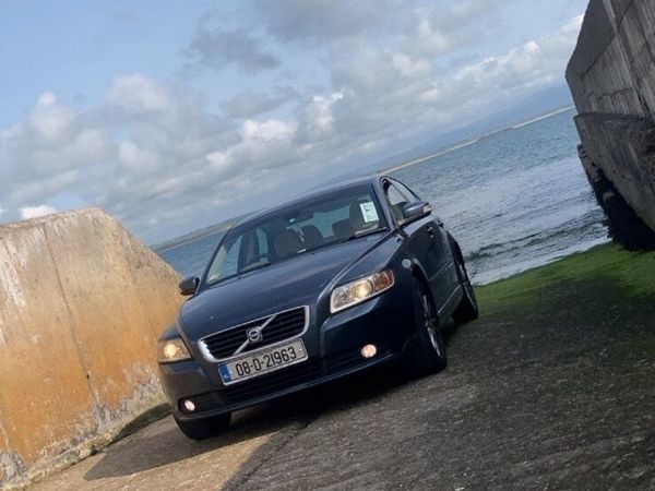Volvo S40 Saloon, Ethanol Petrol, 2008, Blue
