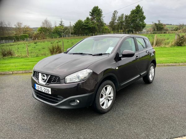 Nissan Qashqai Hatchback, Diesel, 2013, Black