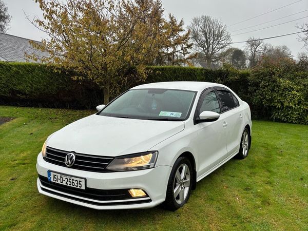 Volkswagen Jetta Saloon, Diesel, 2015, White