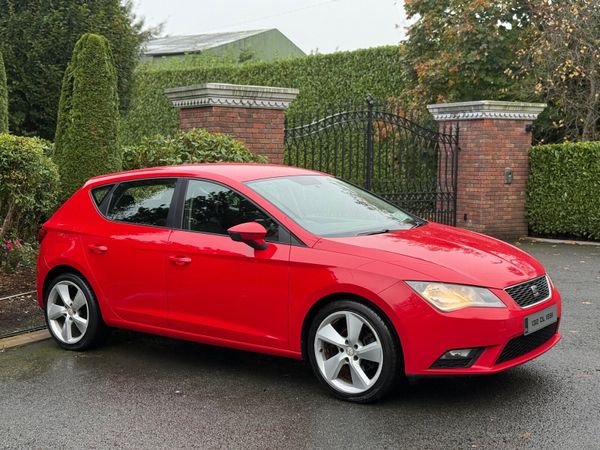 SEAT Leon Hatchback, Diesel, 2013, Red