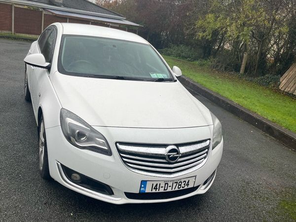 Opel Insignia Saloon, Diesel, 2014, White