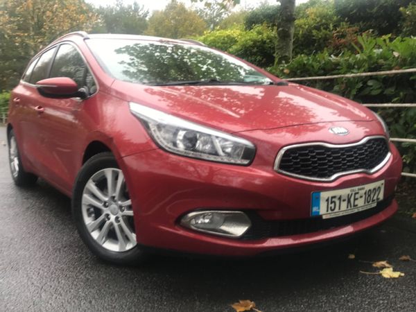 Kia Ceed Estate/Jeep, Diesel, 2015, Red
