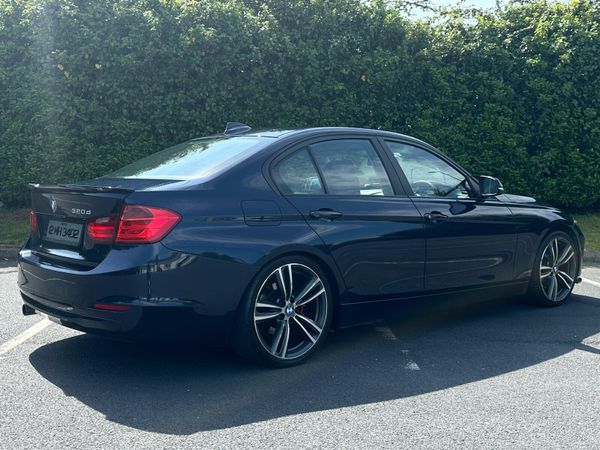 BMW 3-Series Saloon, Diesel, 2012, Blue