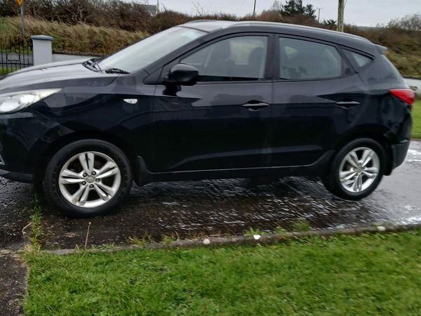 Hyundai ix35 SUV, Diesel, 2010, Black