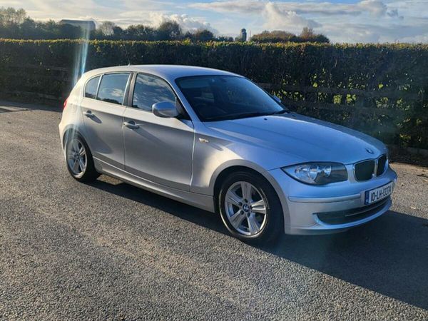 BMW 1-Series Hatchback, Diesel, 2010, Silver