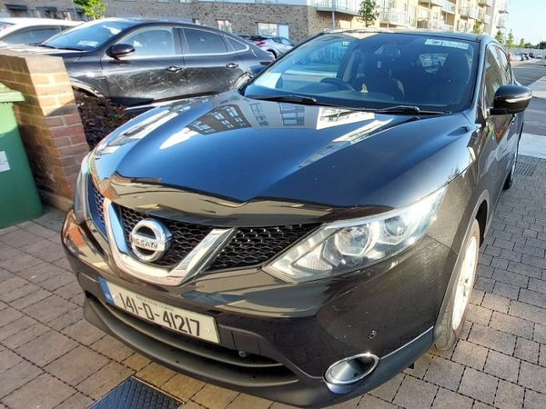 Nissan Qashqai Hatchback, Diesel, 2014, Black