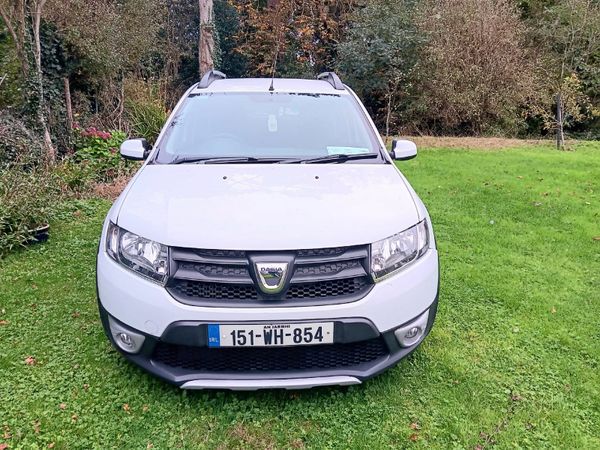 Dacia Sandero Stepway Hatchback, Diesel, 2015, White