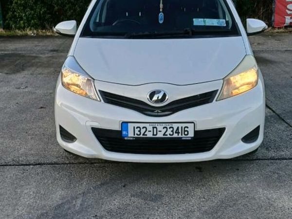 Toyota Vitz Hatchback, Petrol, 2013, White
