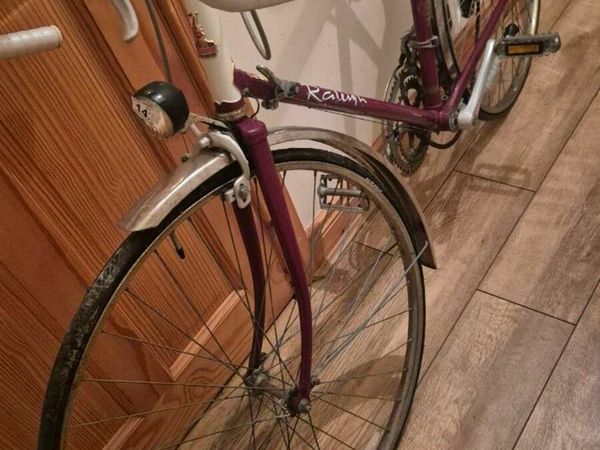 Road bike classic bicycle for sale in Dublin for €130 on DoneDeal
