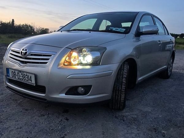 Toyota Avensis Saloon, Petrol, 2008, Silver