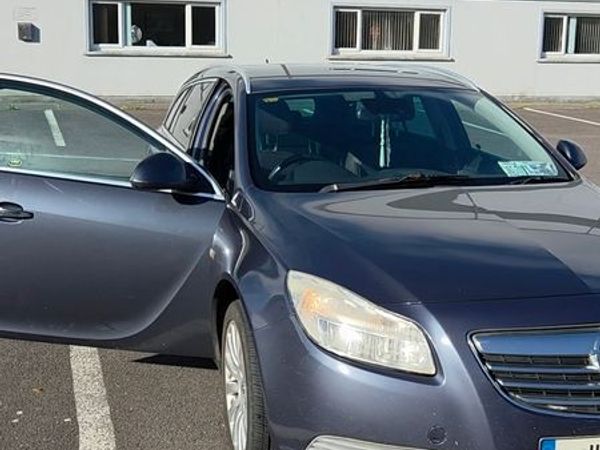 Opel Insignia Estate, Diesel, 2011, Blue