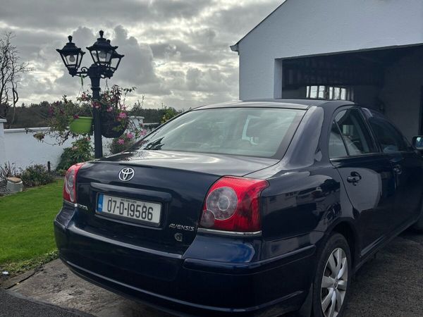 Toyota Avensis Saloon, Petrol, 2007, Blue
