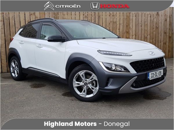 Hyundai KONA MPV, Petrol, 2022, White