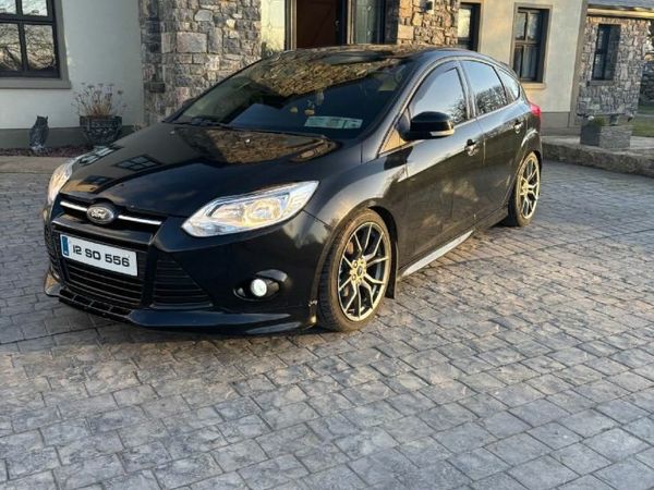 Ford Focus Hatchback, Diesel, 2012, Black