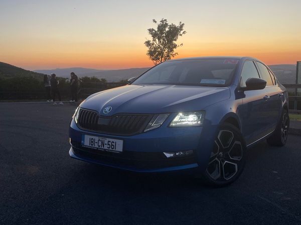 Skoda Octavia Saloon, Diesel, 2018, Blue