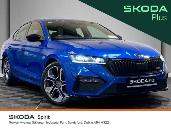 Skoda Octavia Saloon, Diesel, 2023, Blue