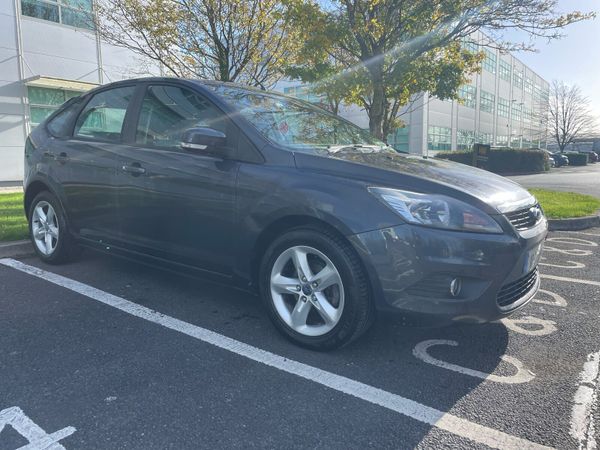 Ford Focus Hatchback, Diesel, 2010, Grey