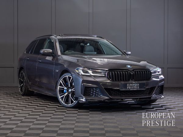 BMW 5-Series Estate, Petrol Plug-in Hybrid, 2022, Grey