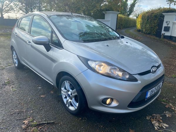 Ford Fiesta Hatchback, Petrol, 2009, Silver