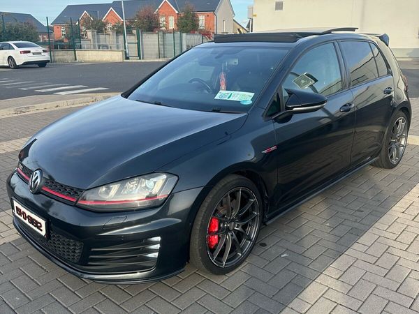 Volkswagen Golf Hatchback, Petrol, 2015, Grey