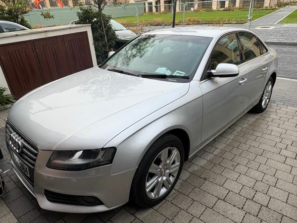 Audi A4 Saloon, Petrol, 2010, Silver