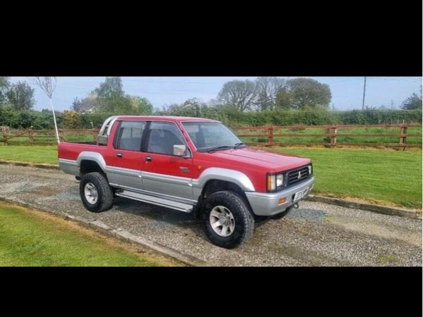 Mitsubishi Strada Unknown, Unknown, 1992, Red