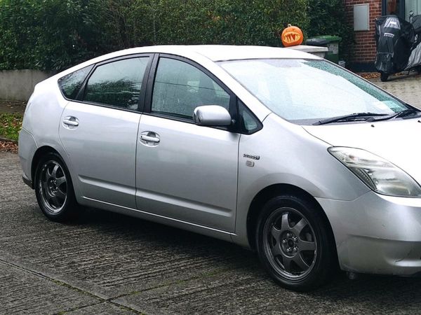Toyota Prius Hatchback, Petrol Hybrid, 2007, Silver