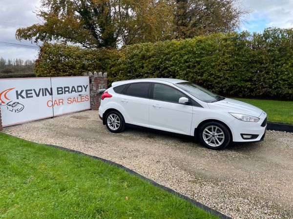 Ford Focus Hatchback, Petrol, 2017, White